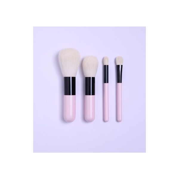 Koyomo Pearl Pink Nadeshiko Face Brush Online Sale