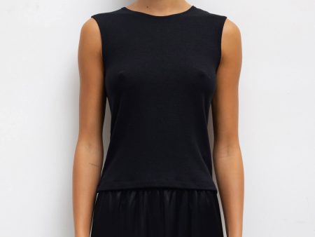 Lauren Sleeveless Crewneck Fashion