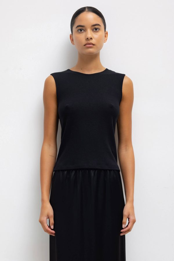 Lauren Sleeveless Crewneck Fashion